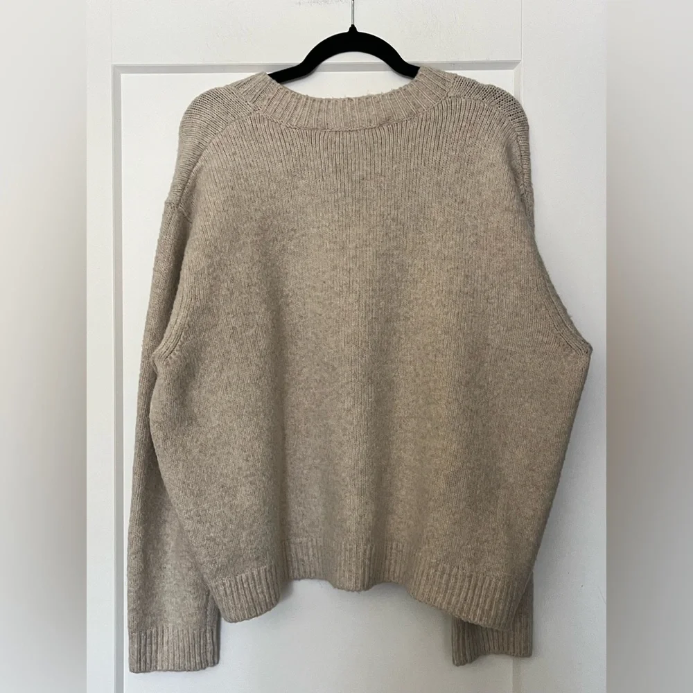 Zara Limited Edition Collectible Princess Leia StarWars Oversized Sweater M - Picture 6 of 9